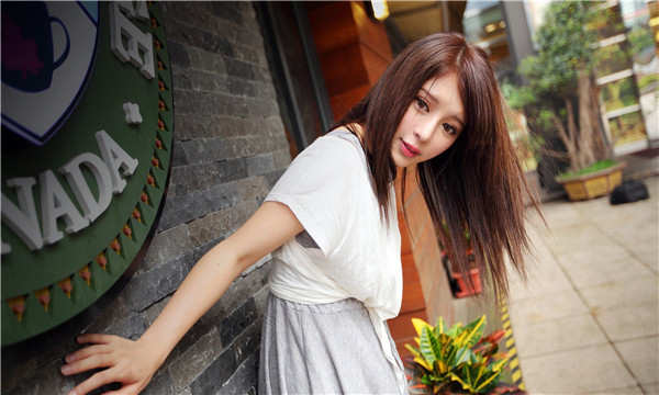 武陵想找一个女性生孩子给报酬-｛找个女人生孩子多少钱｝